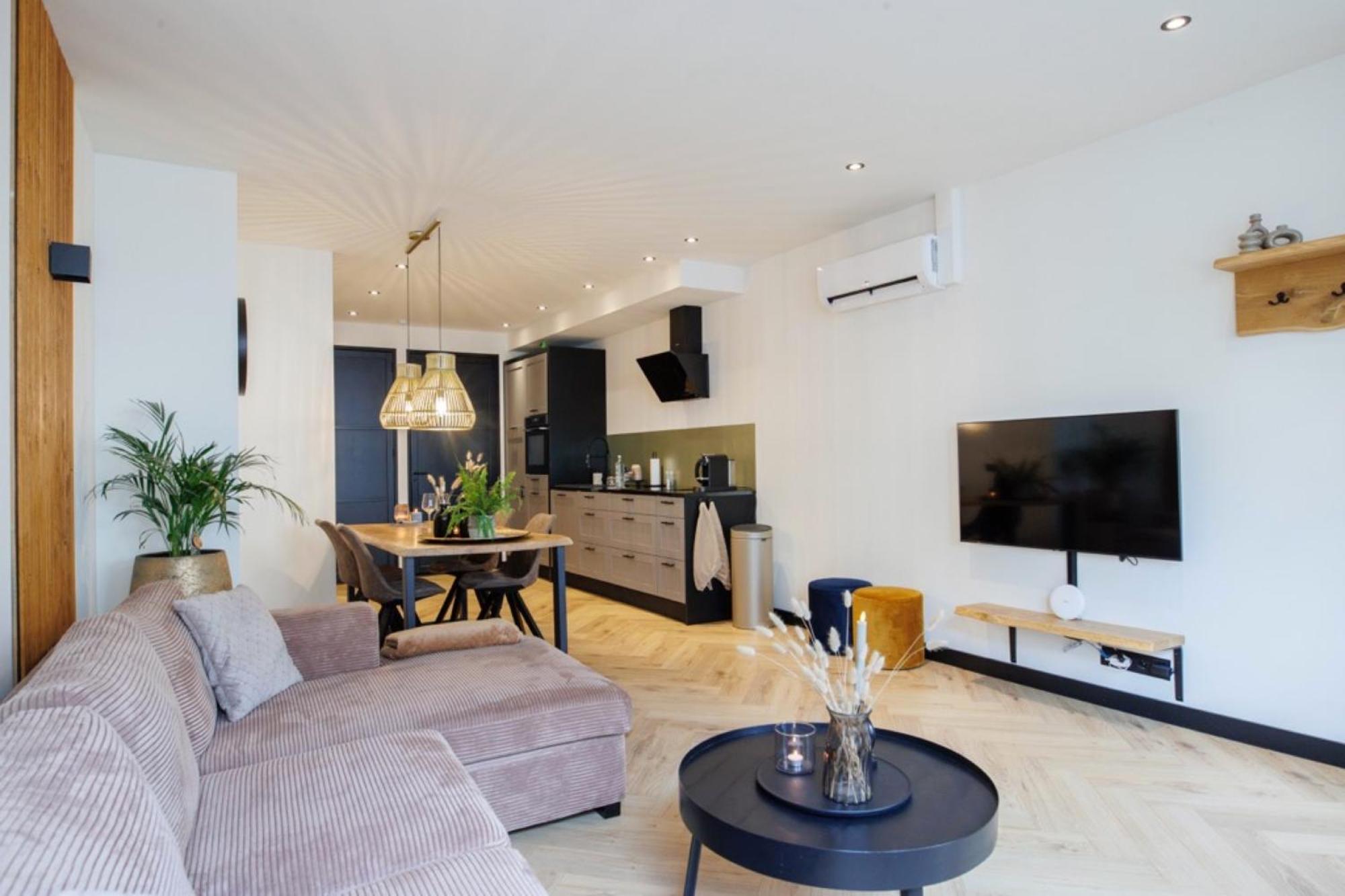 In De Mid - Prachtige Appartementen In Hartje Joure Extérieur photo